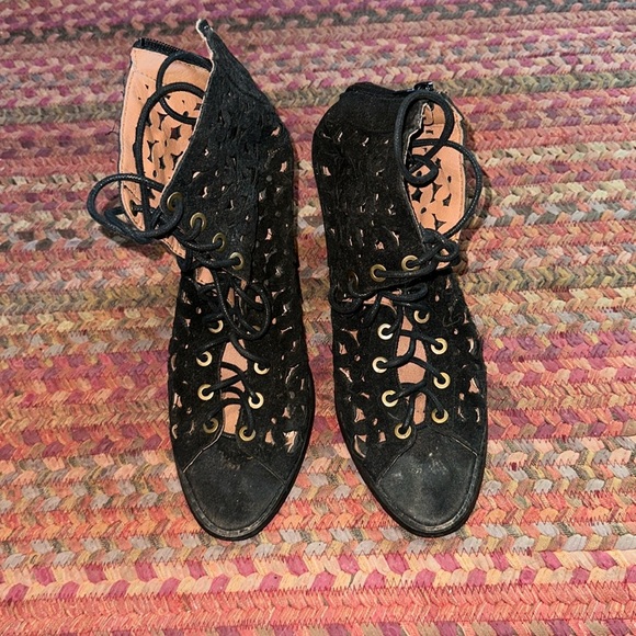 BLACK LASER CUT SUEDE LACE UP BOOTIES - Picture 1 of 6
